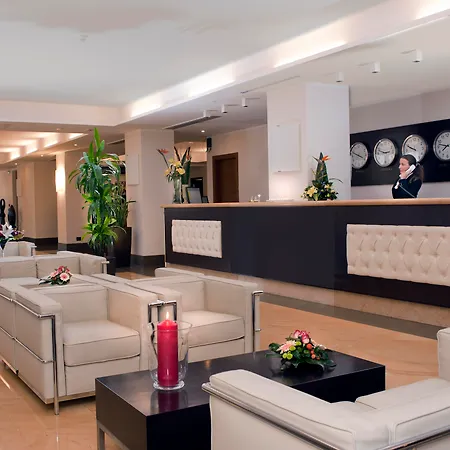 Cardinal St. Peter Hotell 4*