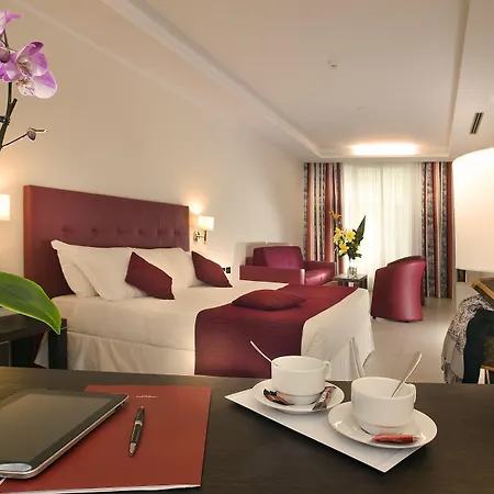 Cardinal St. Peter Hotel 4*