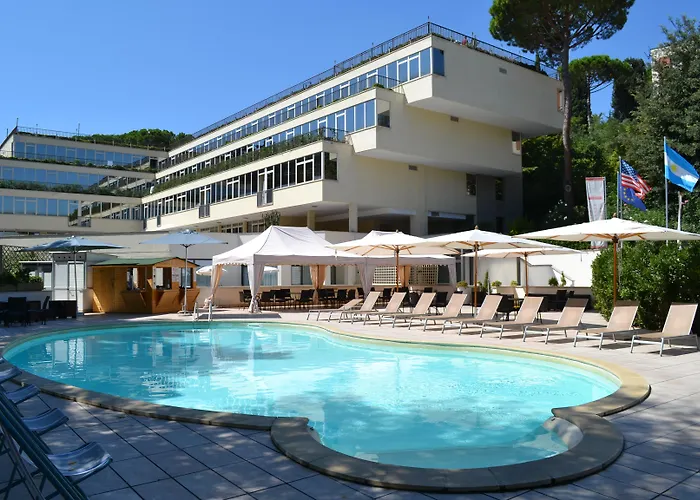 Cardinal St. Peter Hotel 4*