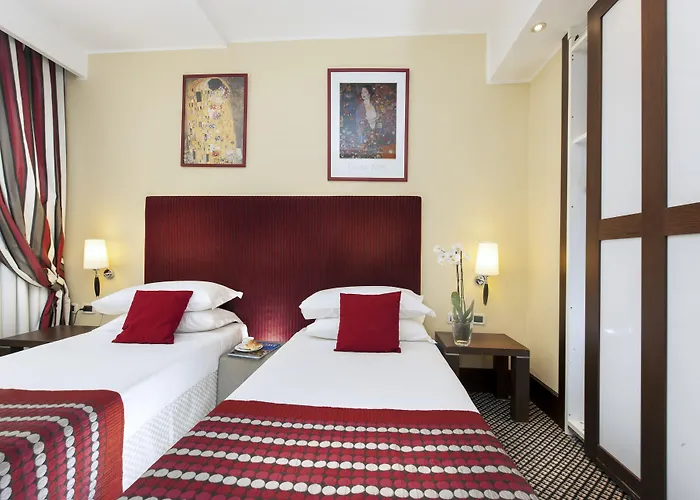 Cardinal St. Peter 4*