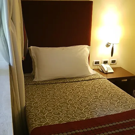 Hotel Cardinal St. Peter